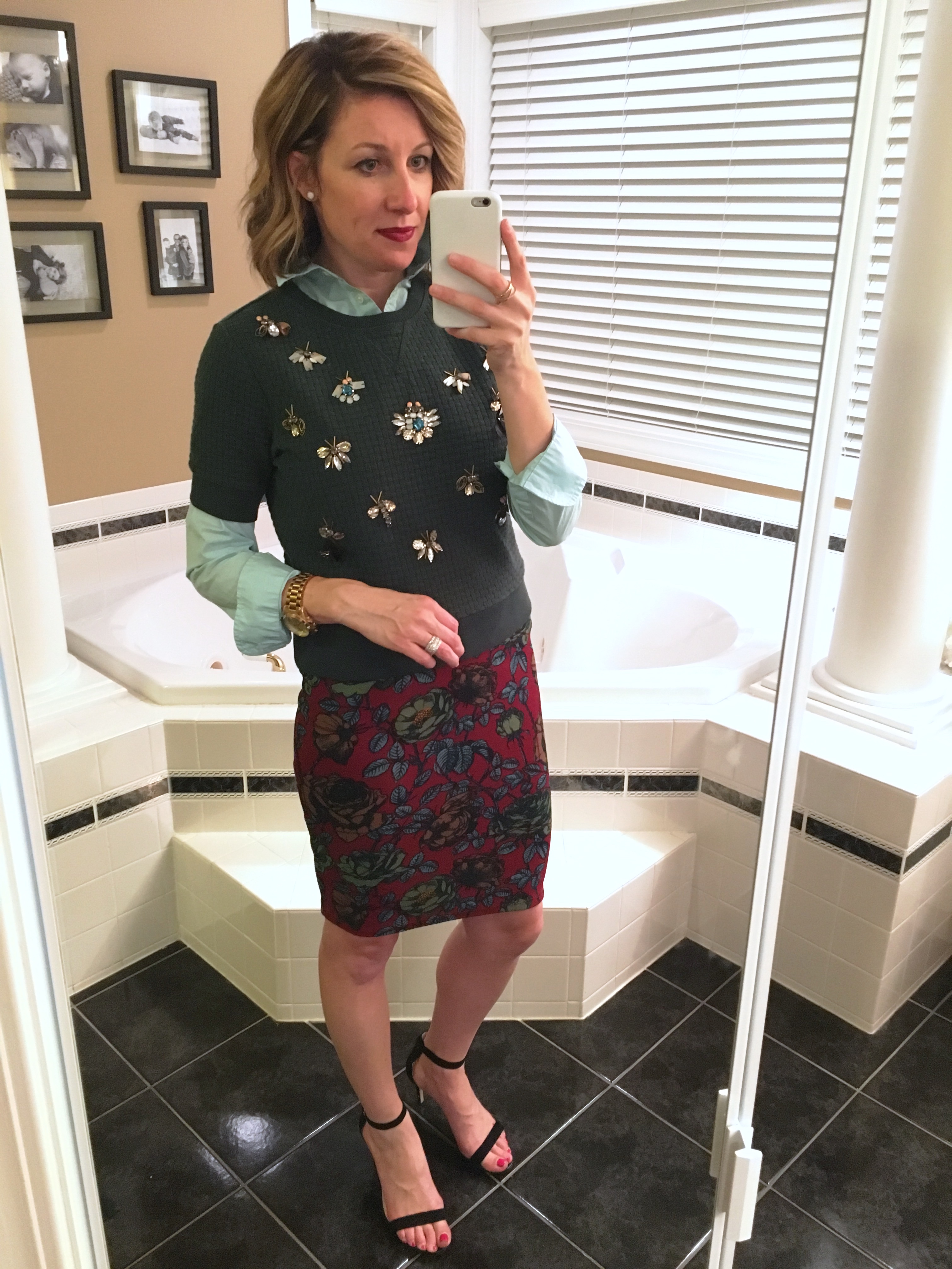 LuLaRoe {Boss Lady} Cassie Styled 5 Ways – To Wit, To Woo